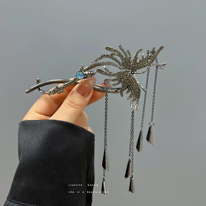 Элегантная черная заколка-кисточка с бабочкой для высоких причесок