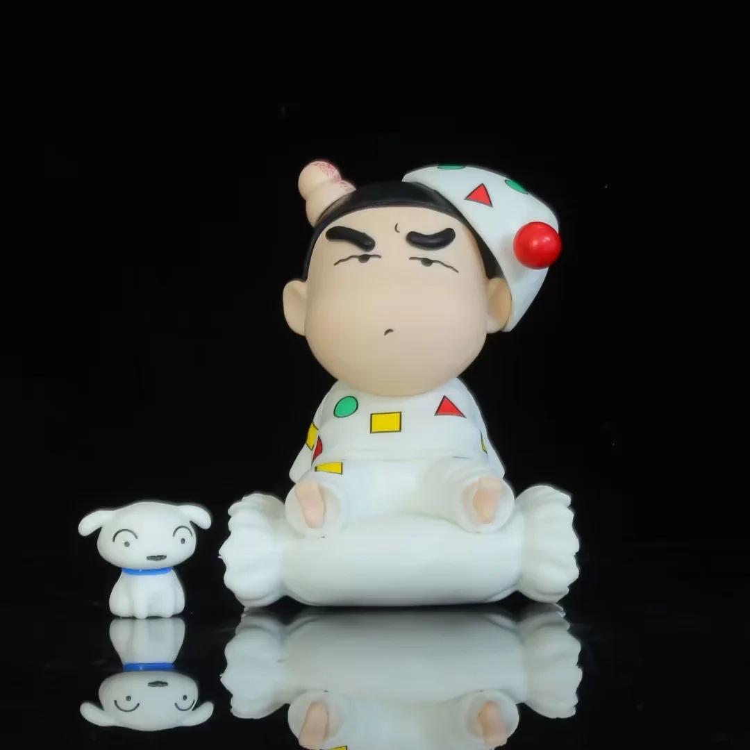Crayon Xiaoxin GK cute Xiaobai, beaten Xiaoxin, pajamas, sitting posture, ornament, model, boxed figure.