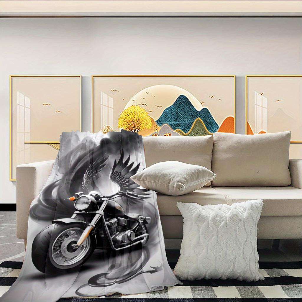 Motorcycle rider pattern Flannel printed blanket suitable for all seasons suitable for living room office sofa and travel