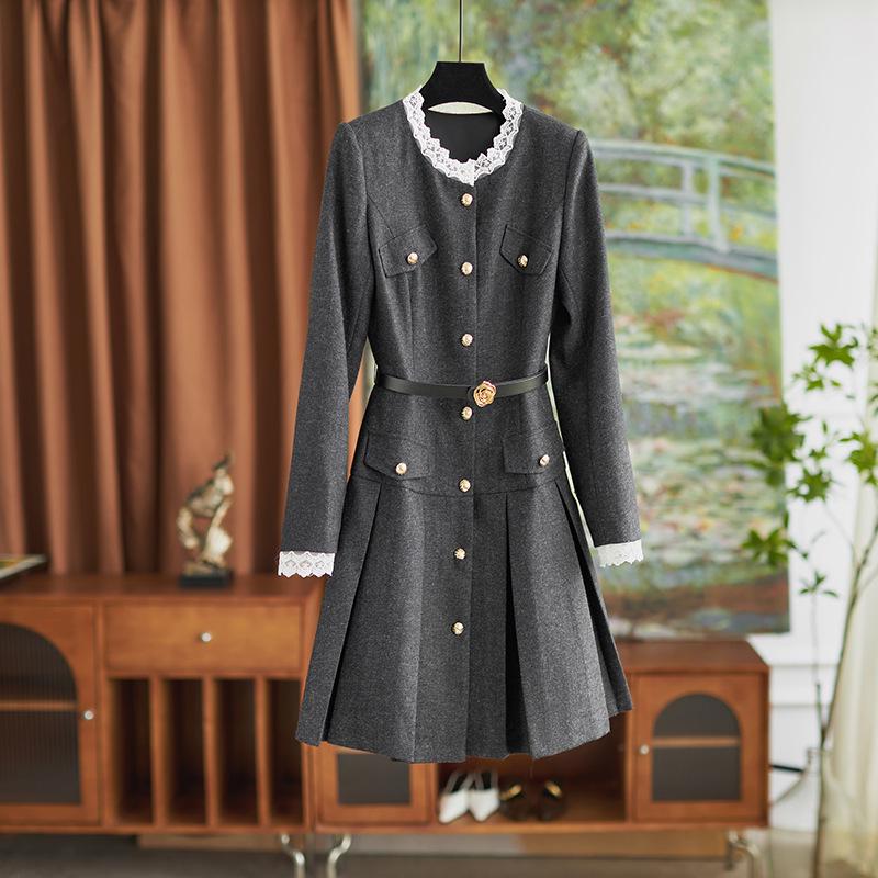 

Elegant French Retro Style Waist-Hugging Dress for Women Extra Large серый