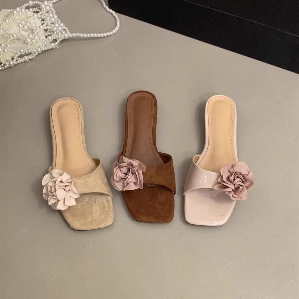 French beautiful flower open-toed slippers for women's outer wear summer new models with skirts temperament square head cool slippers