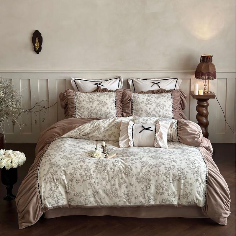 

COMOLIVING Mocha Printed Pleated Duvet Cover Set