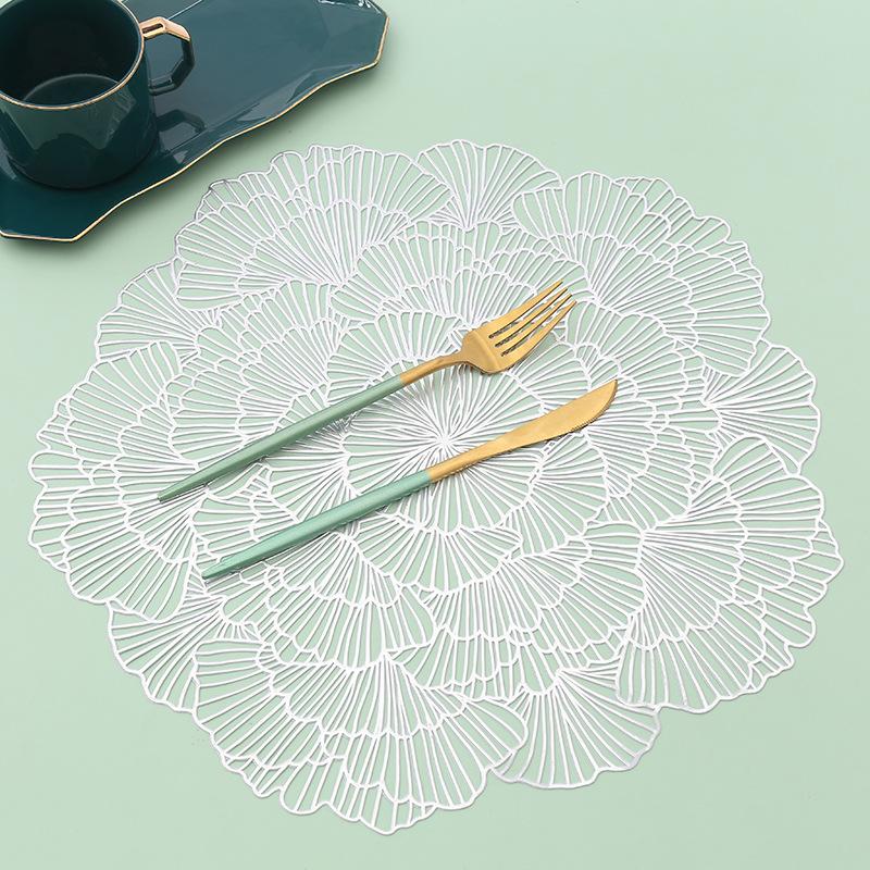6/4pcs Creative Flower-shaped Placemat Banquet Dining Table Mat PVC Hollow Decor Cushion Elegant Home Coaster Dinner Table Pad