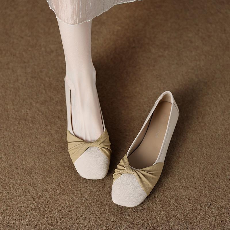 81260-4 flat-soled single shoes women's autumn 2025 new super soft shallow mouth Doudou shoes with skirt single shoes