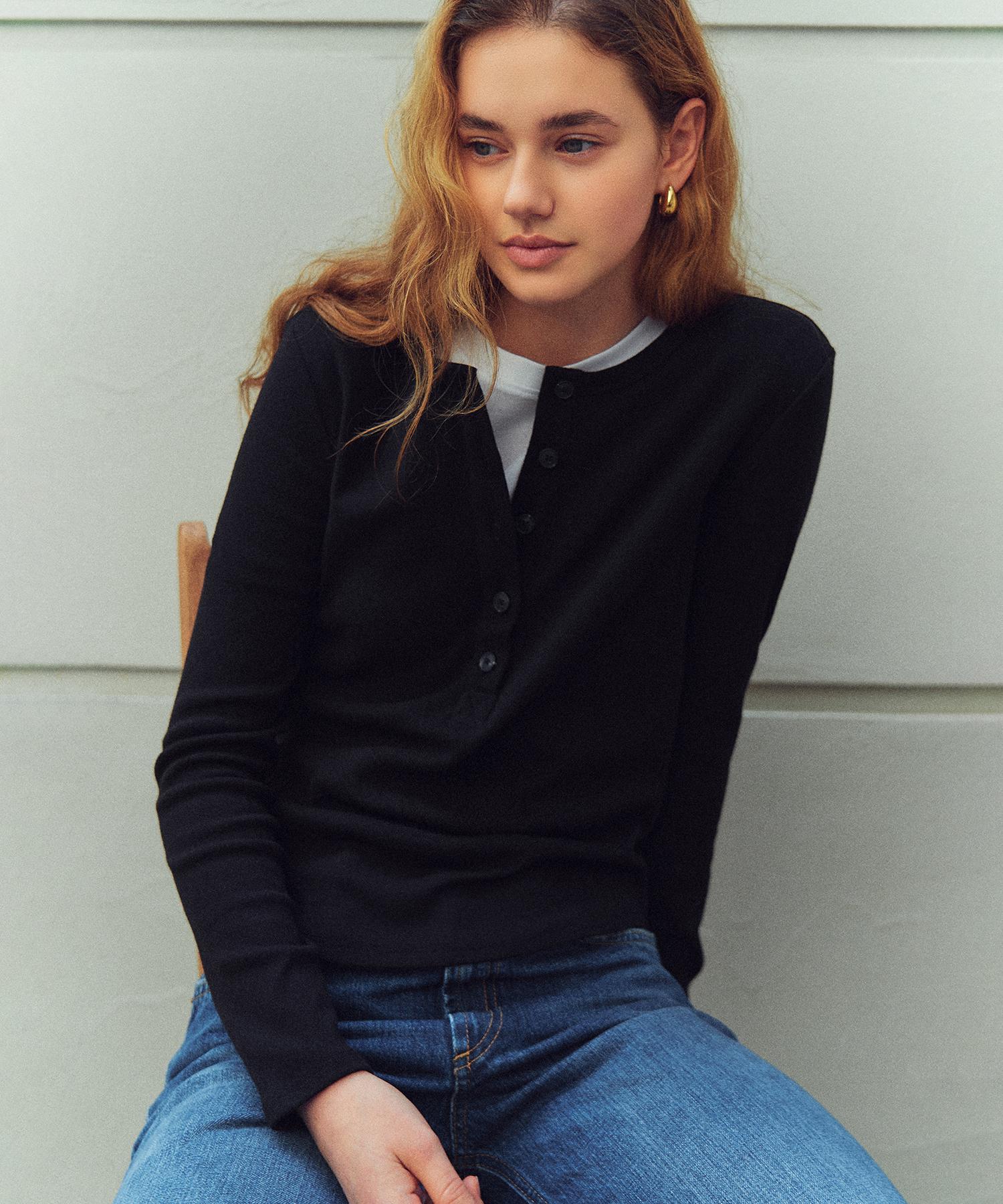 Retour Deux Vingt Quatre Basic Henley Neckline T-Shirt (Black) Free