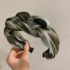 2022Korean Fine Flash Yarn Braid Headband Summer Wild Hair Accessories High-end Wide-brimmed Headband