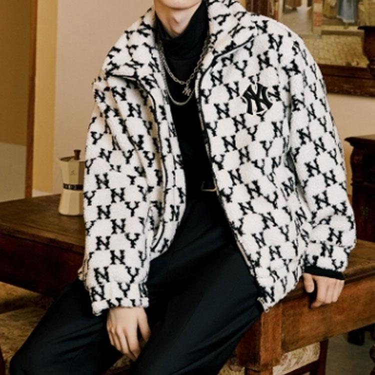 New MLB Velvet feel Coat Unisex Cream White 3AFDM0126-50CRS