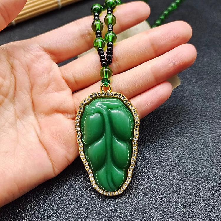 New Guanyin Buddha Necklace Fox Guan Gong Pixiu Chain Women's Autumn and Winter Bianlong Brand