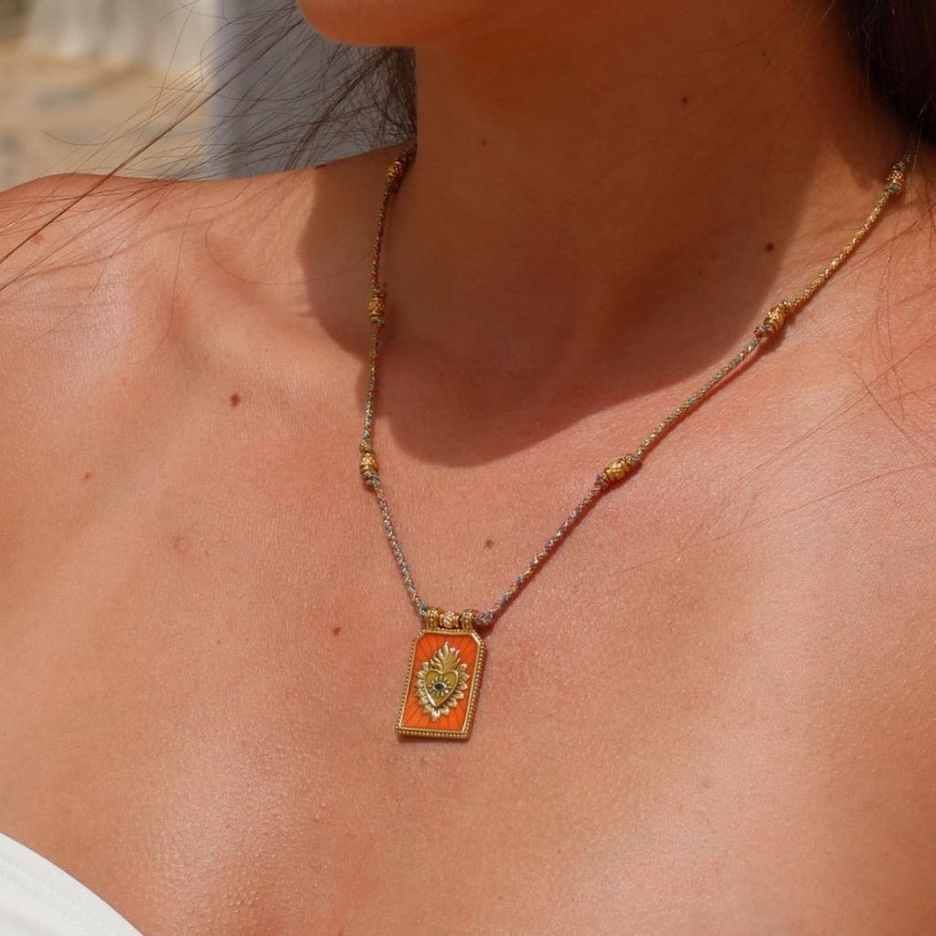 Stylish And Simple Color Rope Love Tarot Pendant Necklace Lucky Bead Chain Gold-Plated Color Retention