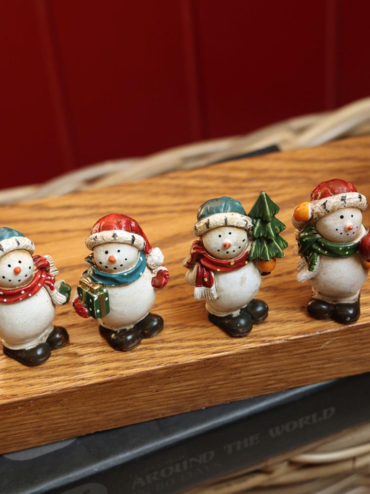 Cute Christmas Holiday Atmosphere Snowman Retro Resin Decor On Desk New Year Ornaments Photography Props Home Decoration