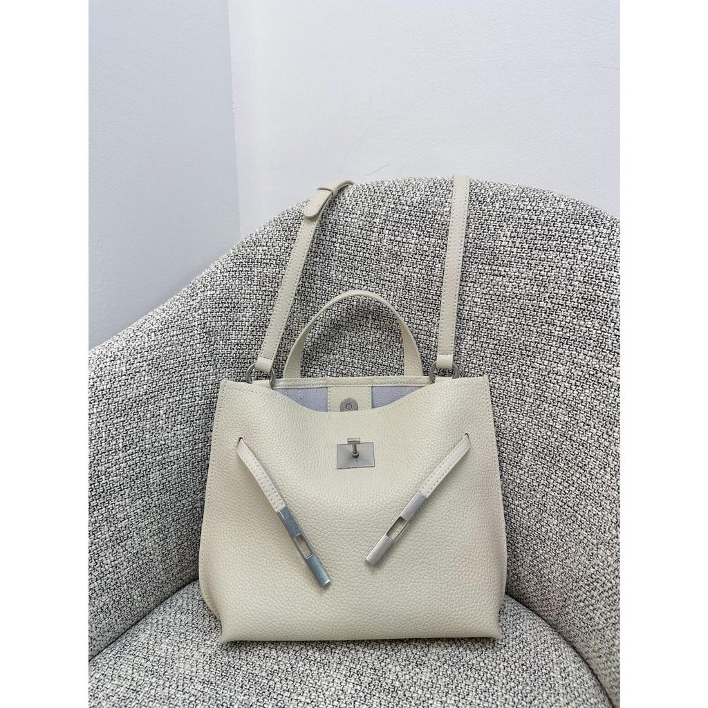 Niche Design Lock Buckle Leather Bucket Bag Pebble Pattern Top Layer Cowhide Large Capacity Portable Commuter Shoulder Bag