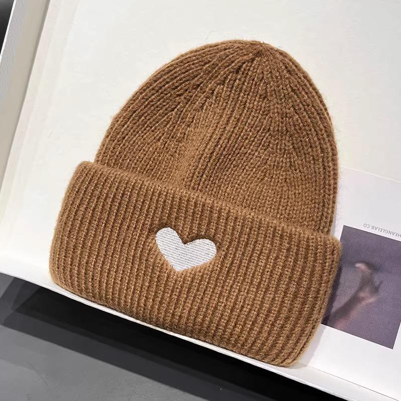 1Pc Unisex Winter Warm Beanie with Heart Embroidery,Outdoor Sports Ski Casual Acrylic Knit Skull Cap,Suitable for Holiday,tralve
