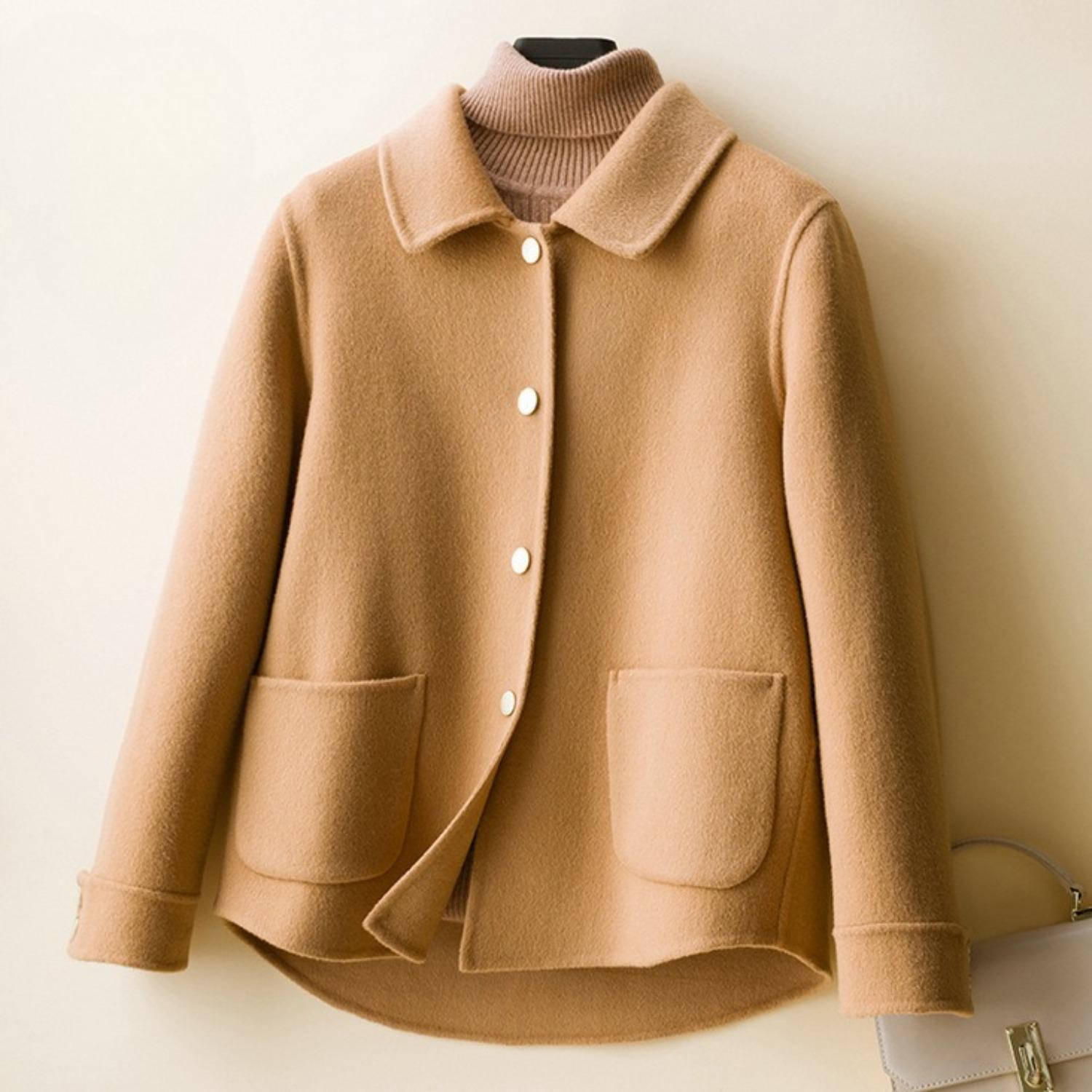 Women`s Peter Pan Collar Long Sleeve