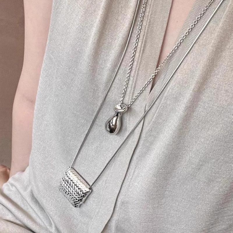 Medieval Woven Mini Bag Necklace with Long Sweater Chain Pendant