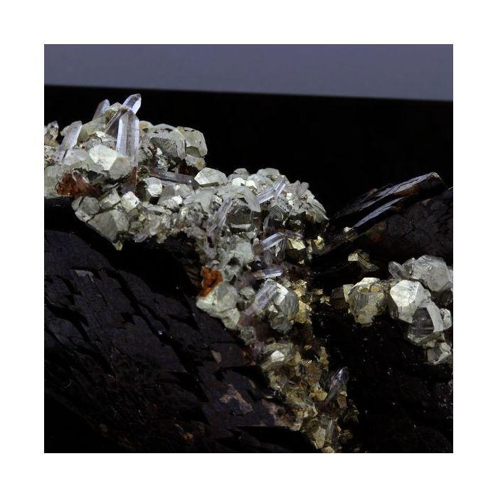 Sidérite, Pyrite, Quartz 703.7 carats