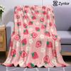 Roze Aardbei Kleine Margriet Lichtgewicht Microvezel Zacht Kerst Fleece Deken Warm Gezellig Plaid voor Bed Bank Kantoor Alle Seizoenen
