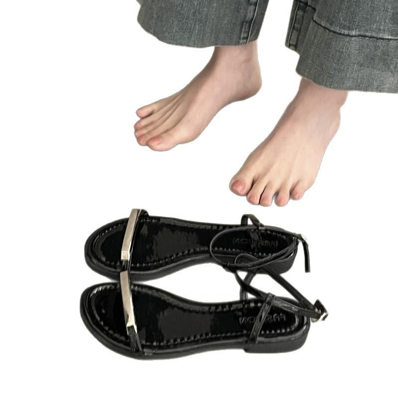 One-word Sandals Women's 2025 New Summer Wear Open-toed Beach Feeling Low-heeled Flats