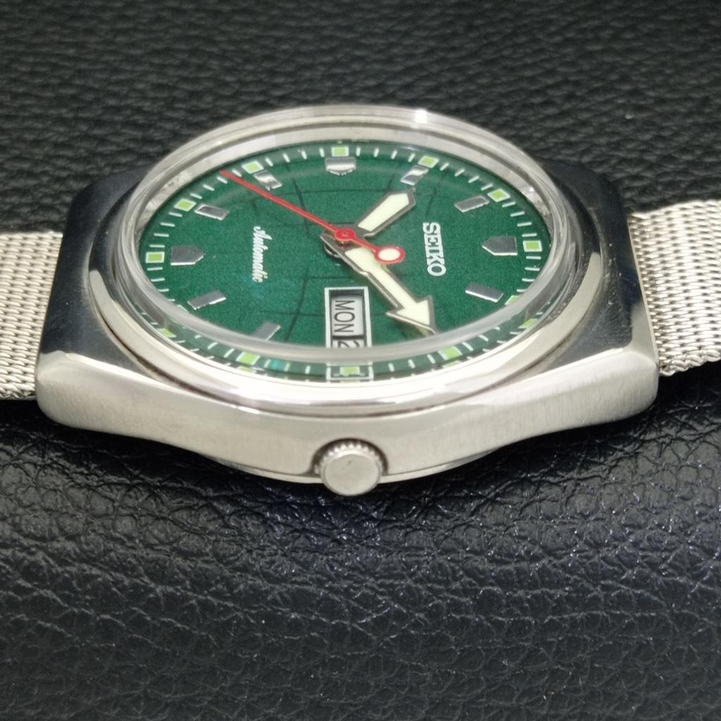AUTOMATIC VINTAGE SEIKO JAPAN 6349A MENS GREEN COLOR DIAL WATCH A700492-5 R203-a700492