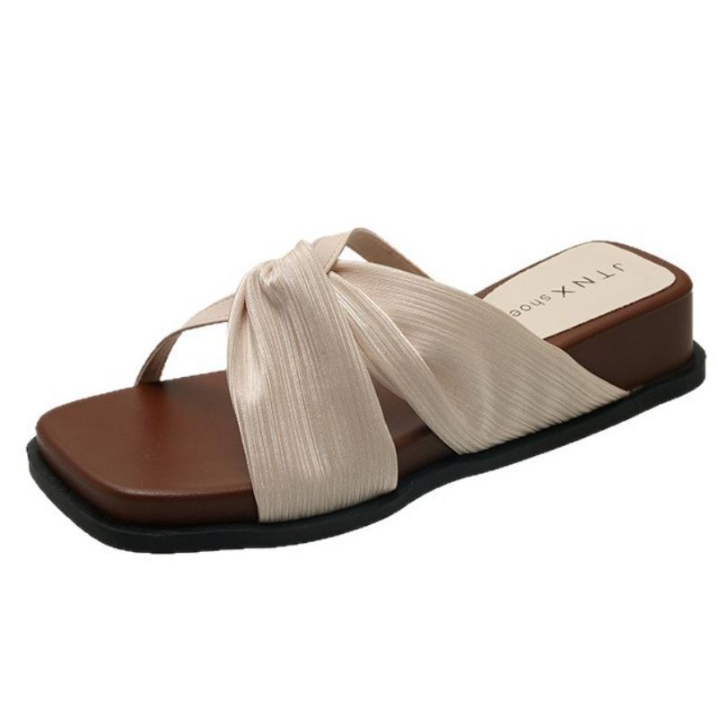 Retro cross belt simple open-toed sandals women's summer new low-heeled square head wear comfortable one-word slippers