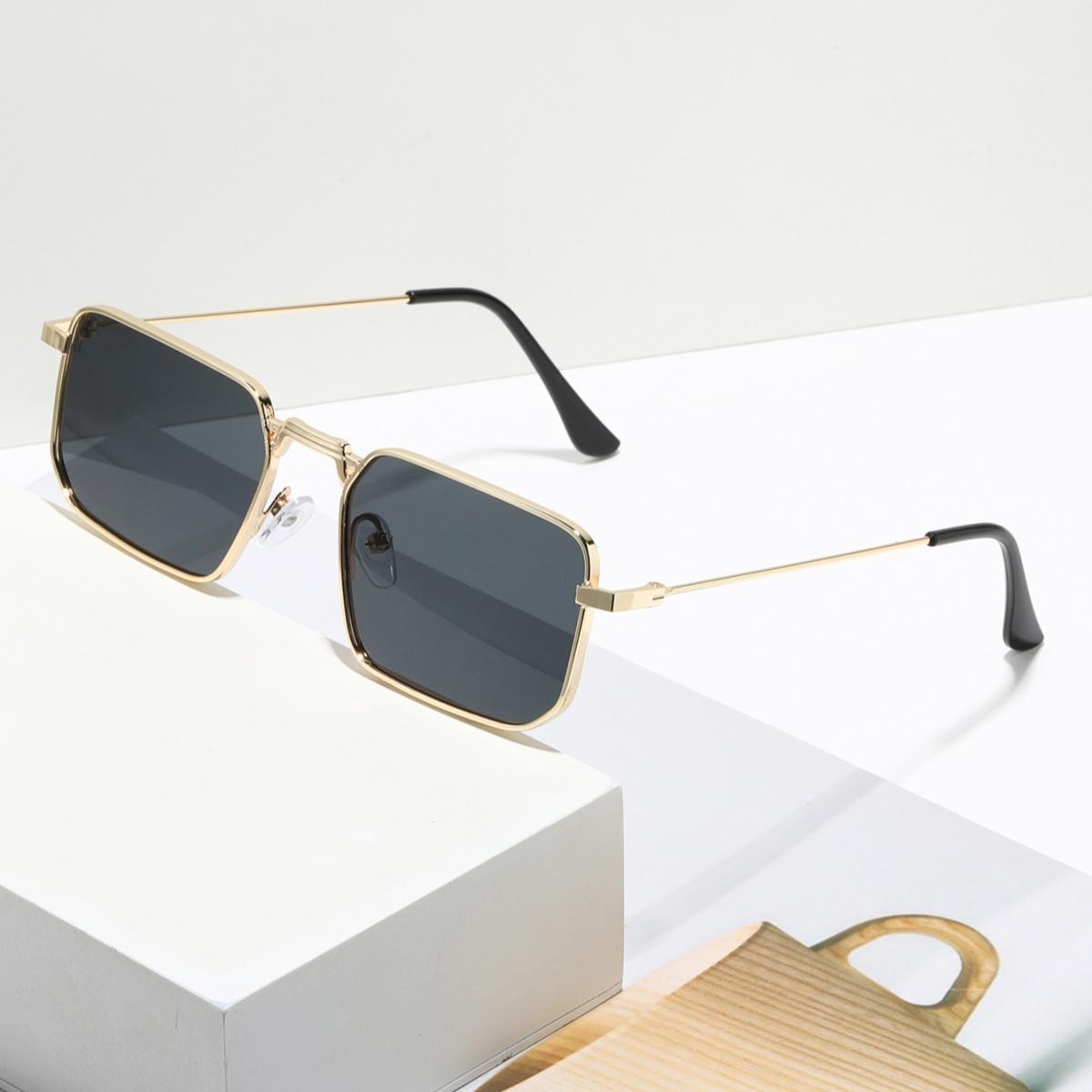 

Fashion sunglasses European and American retro men s and women s classic Y2K trend versatile sun shading and lightweight frame s
