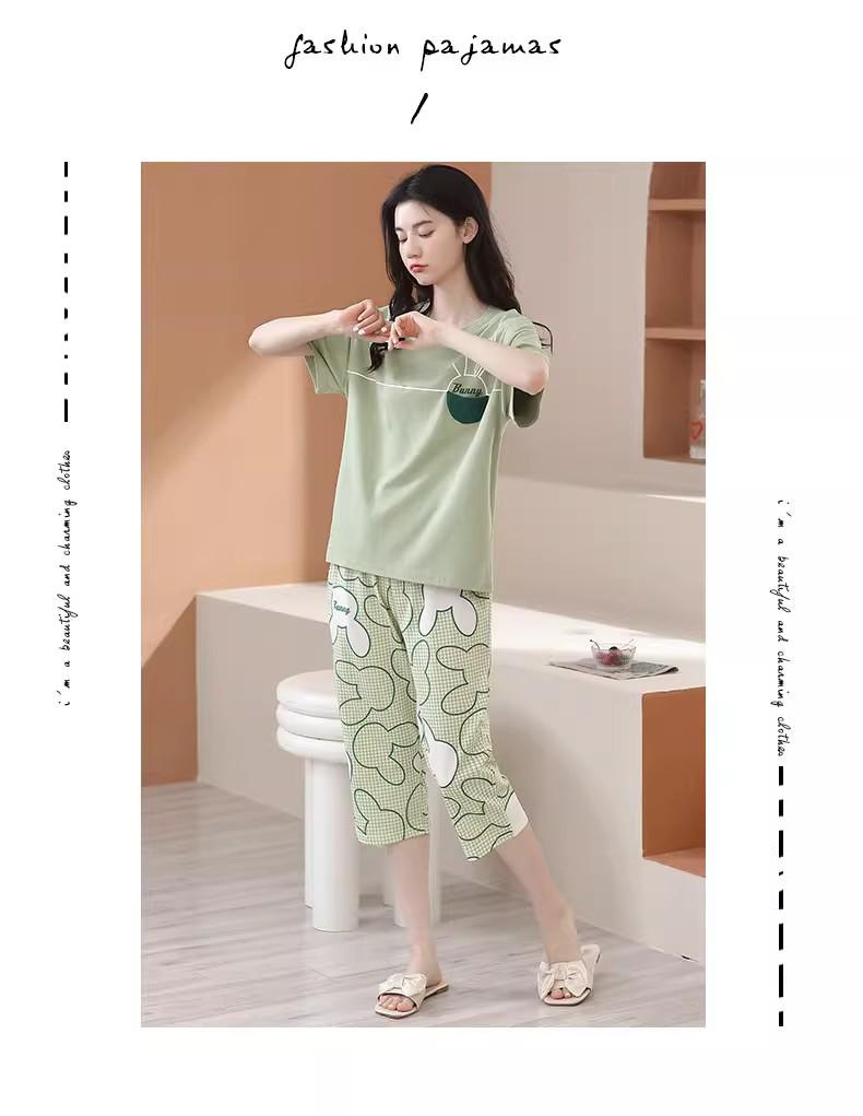 Women's Summer Plaid Capri Pants and Short-Sleeve Top Set - Plus Size Literary Style Homewear