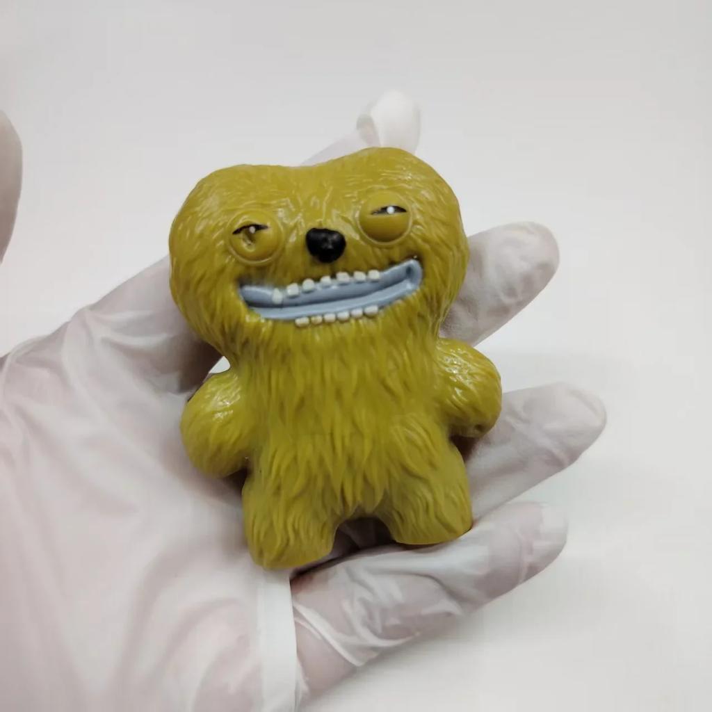 Figura Mostro Brutto Dente Occhi Larghi Strambo Ghigno Urlo V3 Ciondolo Collezione Modello Giocattolo Miglior Regalo di Compleanno per Bambini