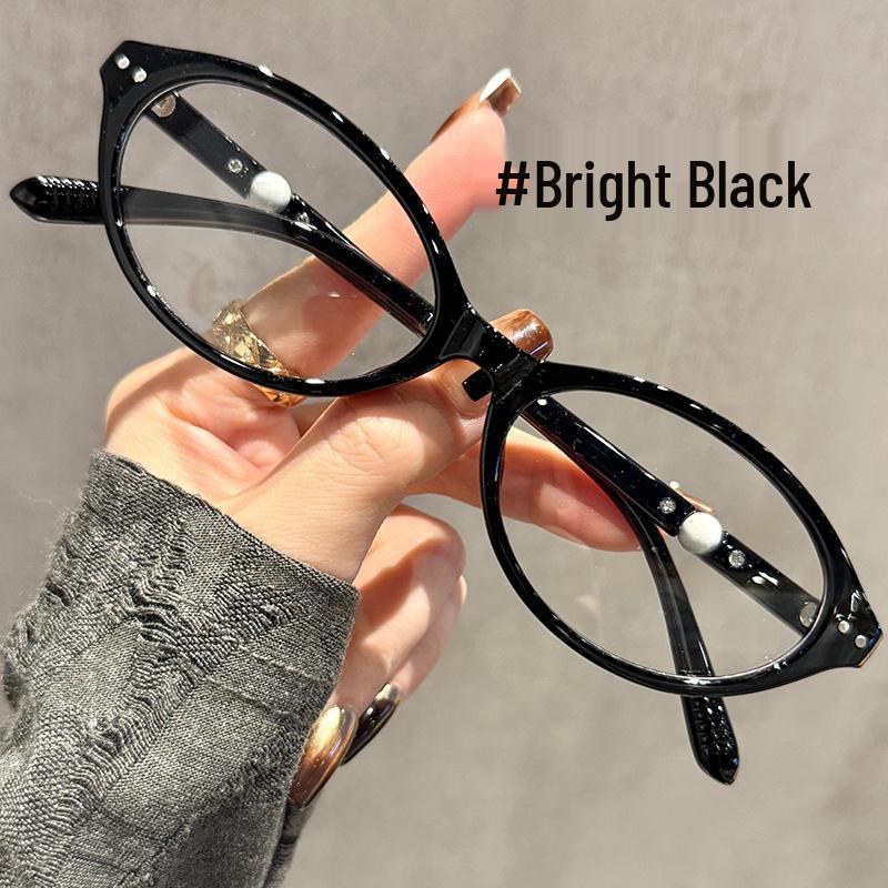 Trendy Cat-Eye Glasses: Versatile, Slimming, and Anti-Blue Light for Women