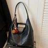 Korean Version of Large-capacity Shoulder Bucket Bag Women's 2025 Autumn New Trend Korean Version of Fashion Casual Underarm Bucket Bag