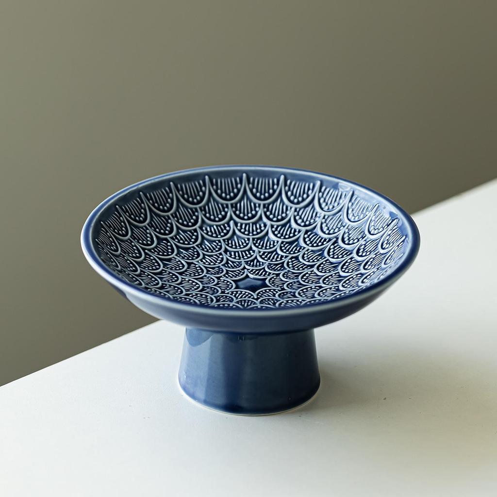 Elegant Ceramic Fruit & Dessert Plate with High Base – Luxurious Tableware for Cold Dishes