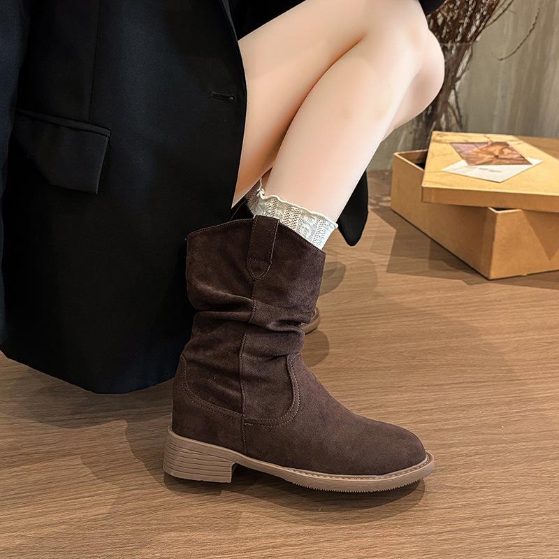 Retro Pleated Pile Boots Women's Thick Heel Short Boots 2025 New Autumn Martin Thin Boots V-mouth Thin Knight Boots
