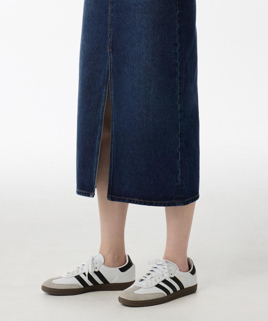 Musinsa Standard Woman Women'S Front Slit Denim Long Skirt [Dark Blue]