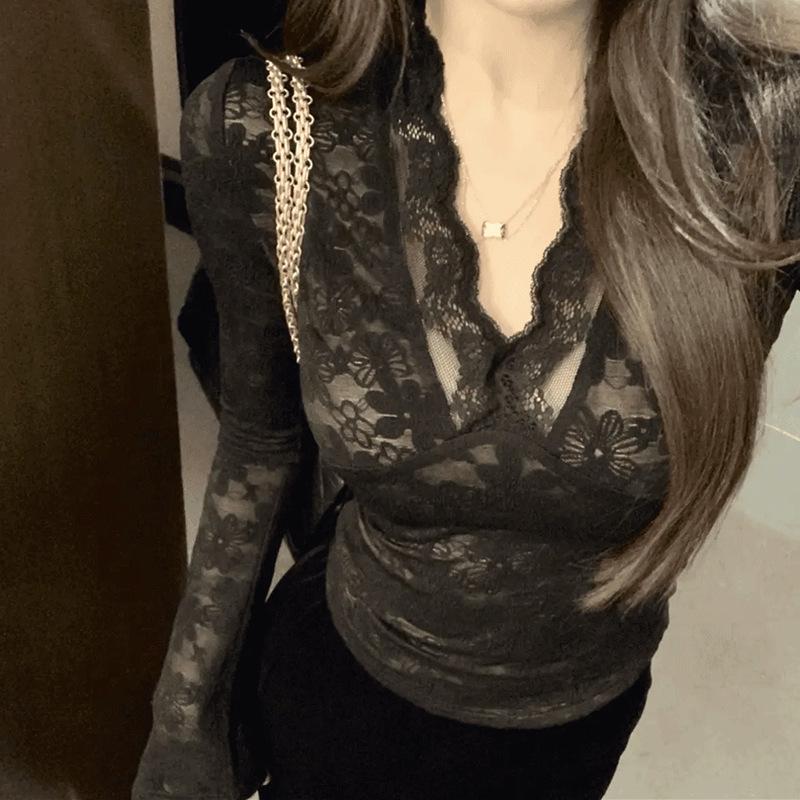 

Purple Lace Trim Long Sleeve Slim Fit Top for Women – Autumn Design Extra Large