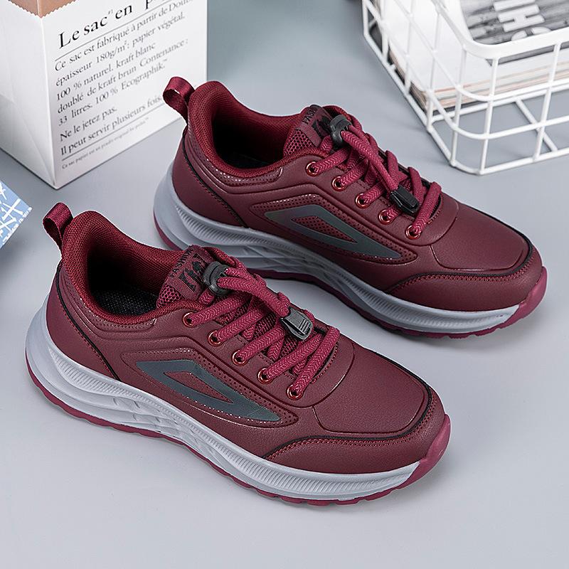 Shoes spring new casual sports shoes walking shoes flying woven mother shoes hiking shoes 36