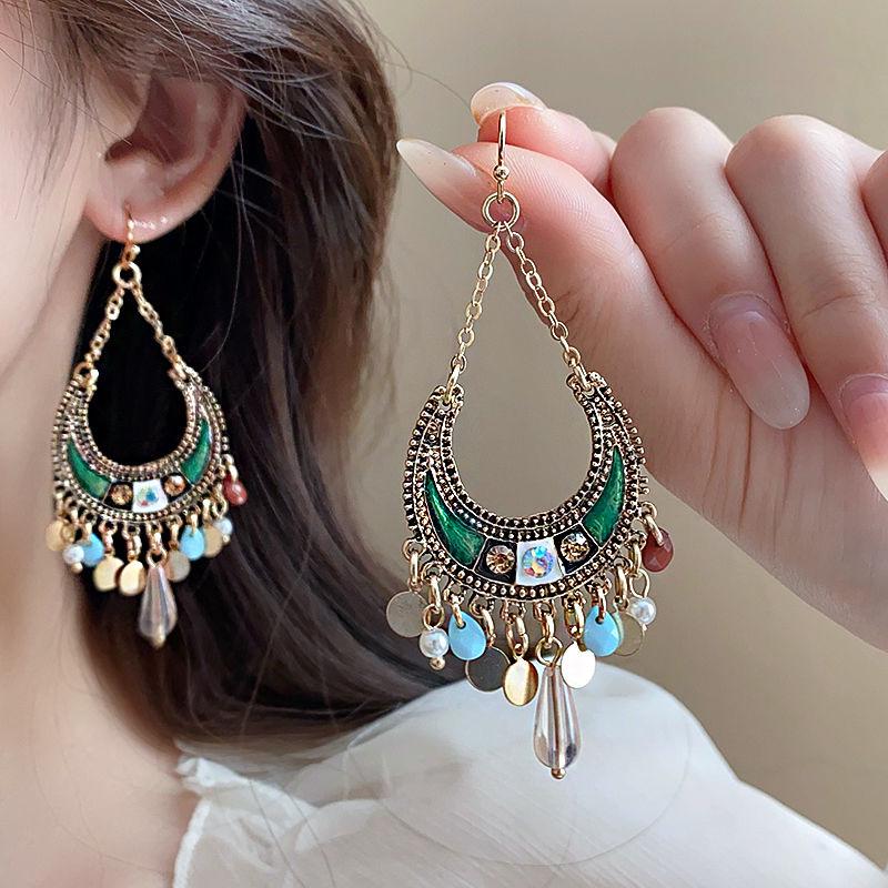 Ethnic Geometric Water Drop Tassel Earrings: Retro Design with Niche Temperament and High-Class Feel in National Style