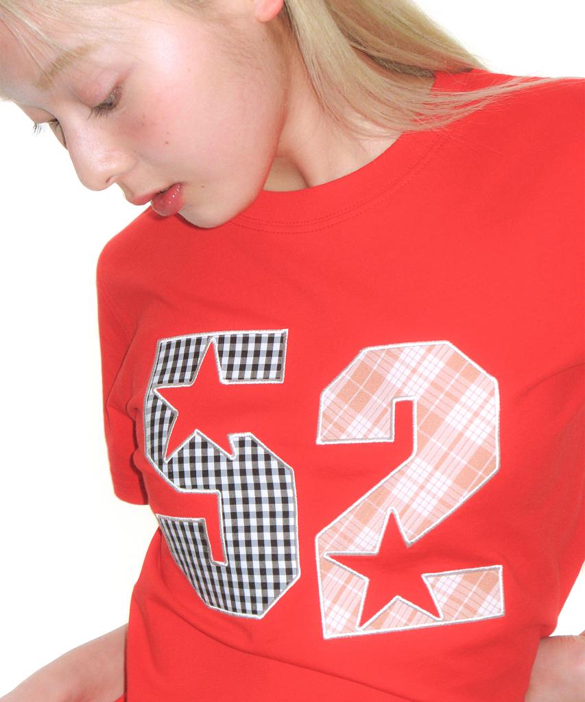 AMES-WORLDWIDE 52 Applique Tee Red