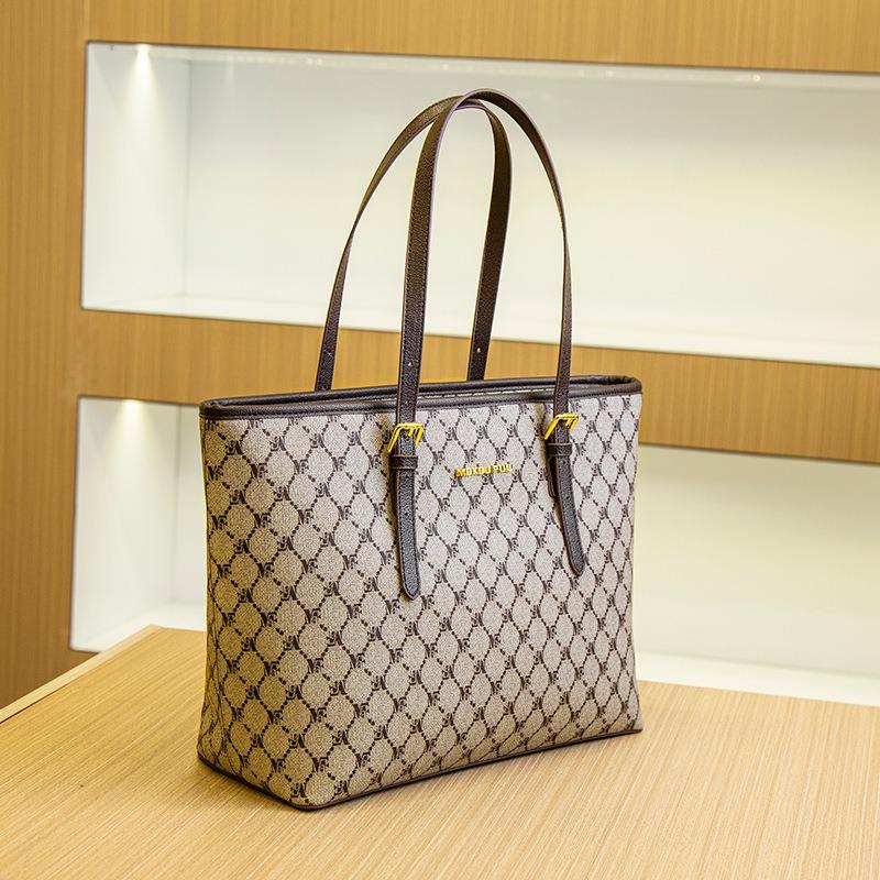 New Fashionable Large-capacity Handbag Going Out Shoulder Bag Simple Tote Bag Old Flower Casual Underarm Bag