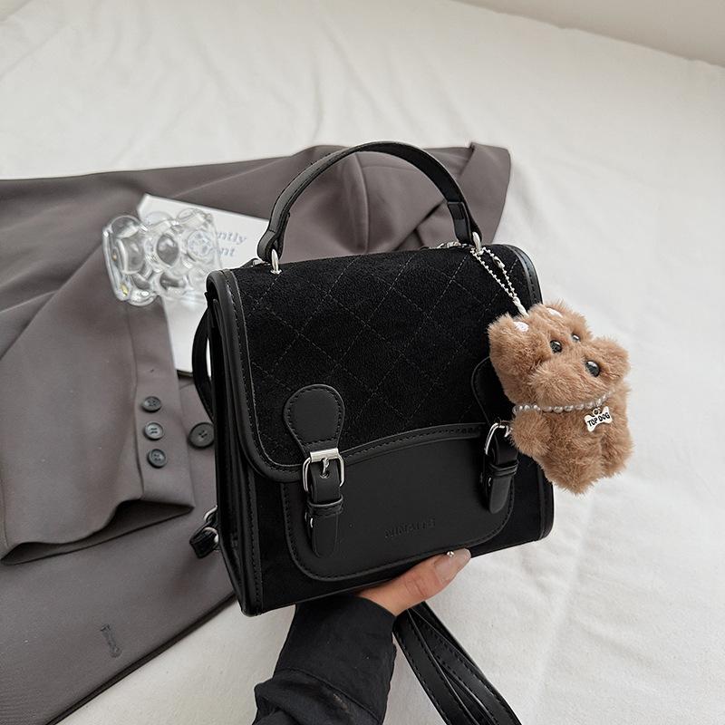 

Trend niche ladies backpack 2025 autumn new college students class commuting small schoolbag foreign style messenger bag чёрный