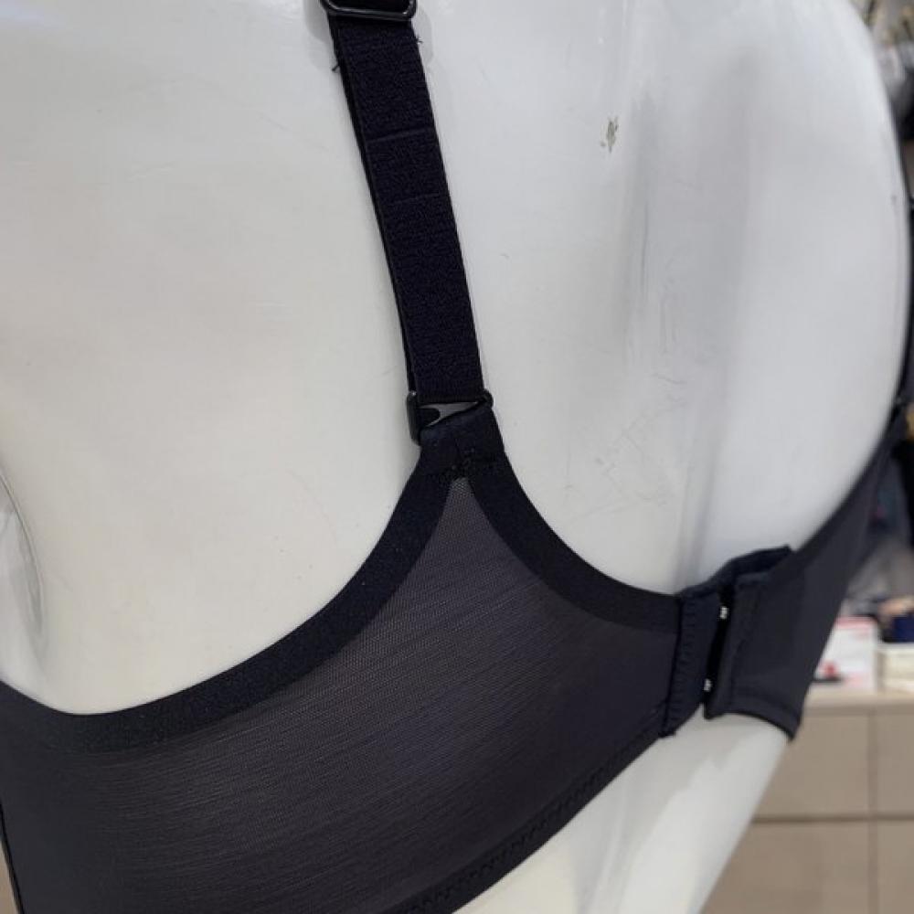 Triumph Women S inviSible No Wire Bra Black tcbS111849h04