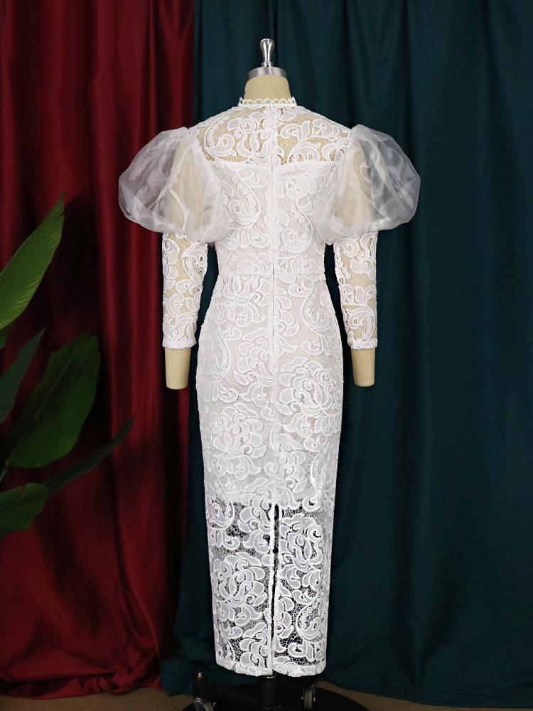 Plus Size Women's See-through Lace Patchwork Puff Sleeve Dress, Round Neck, Cinched Waist, Mid-length.
