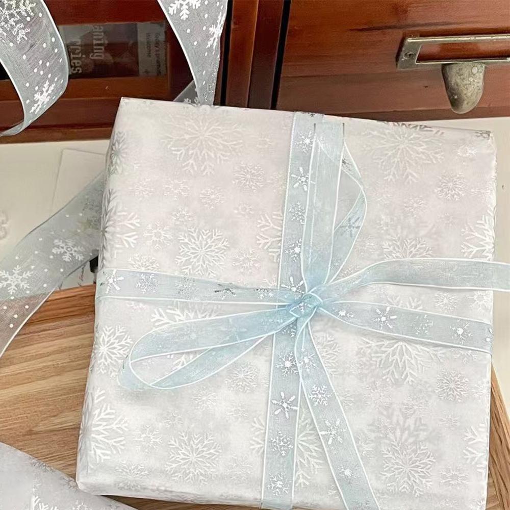 10 Sheets 50x35cm Bowknot Tissue Paper Gift Wrapping Paper Silver Snowflake Strawberry Flower Bouquet Packaging Decoration Paper