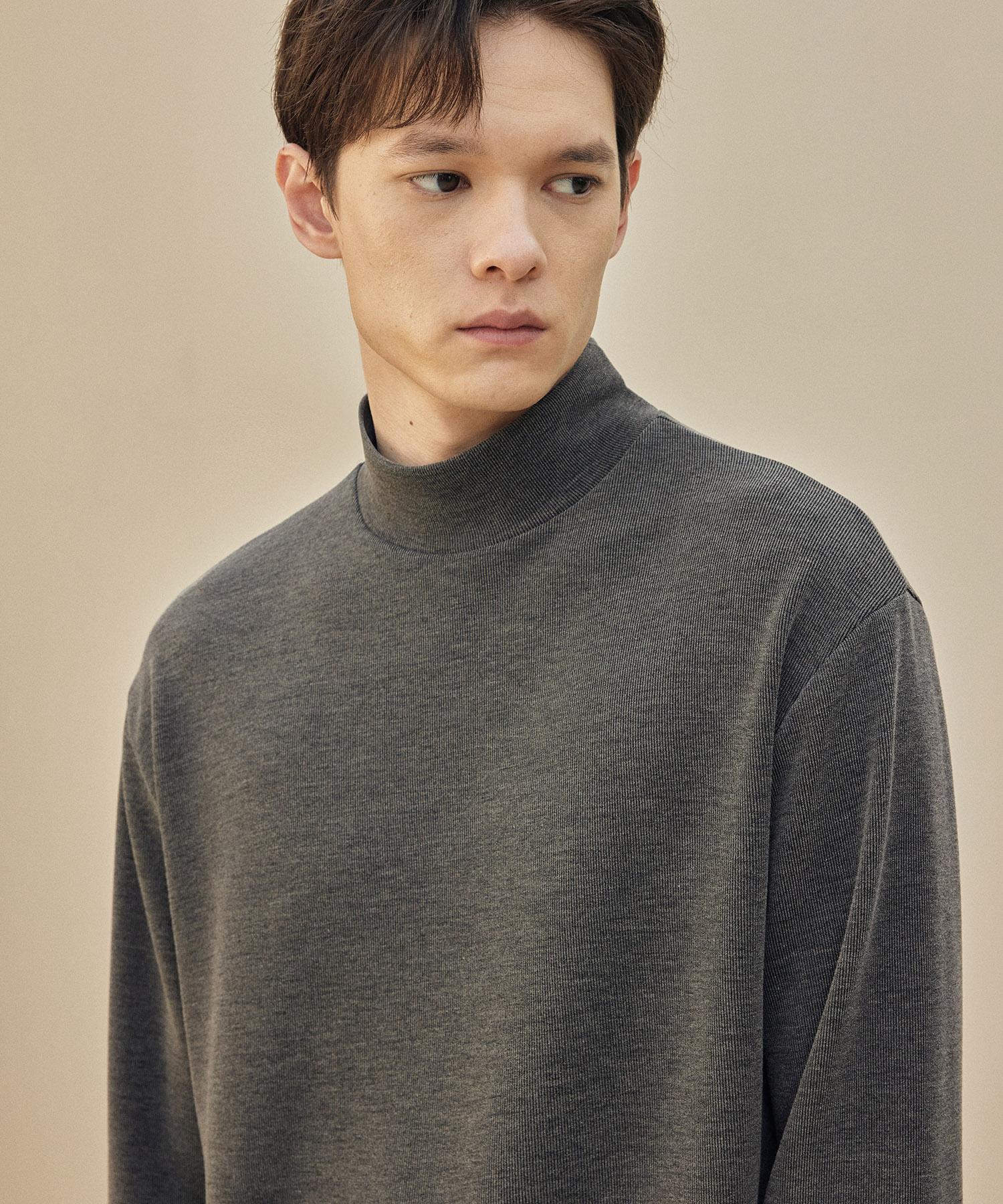 Illuminate [Black B-Steady Half Turtleneck-Charcoal Charcoal/1