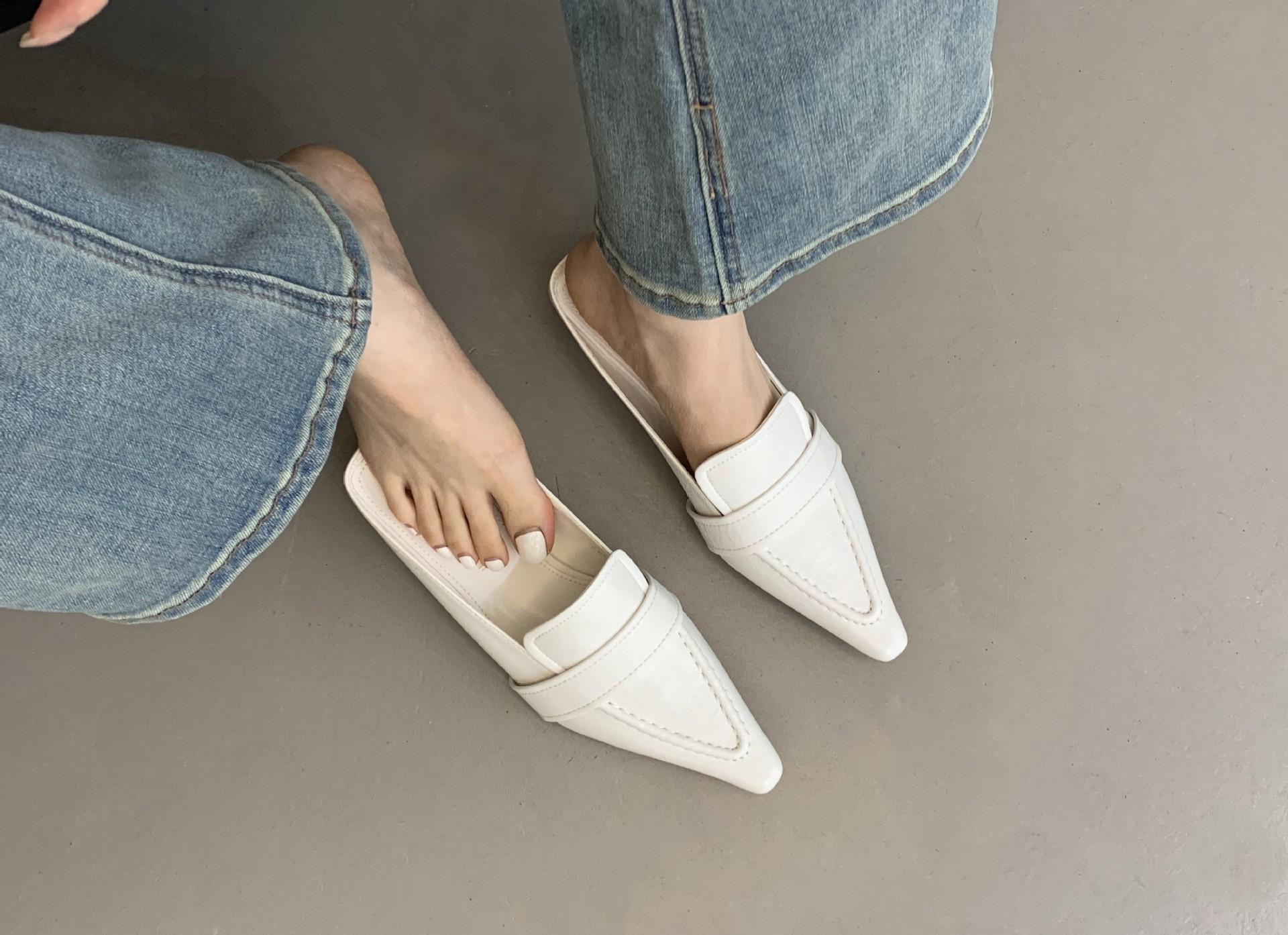 British Style Bag Head Half Slippers French Niche Low-Heeled Muller Shoes Retro Fashion Outer Women S Shoes 35