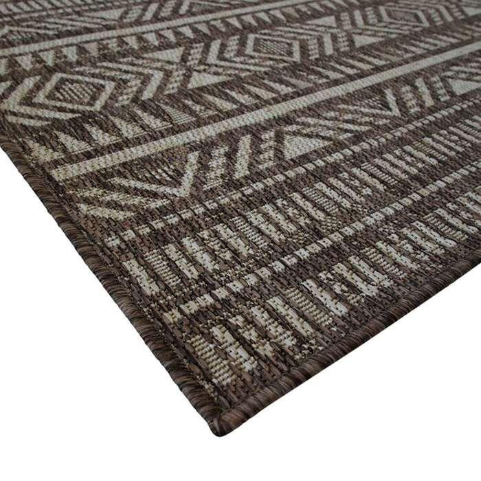 Tapis salon aspect jute motif ethnique marron 133x170