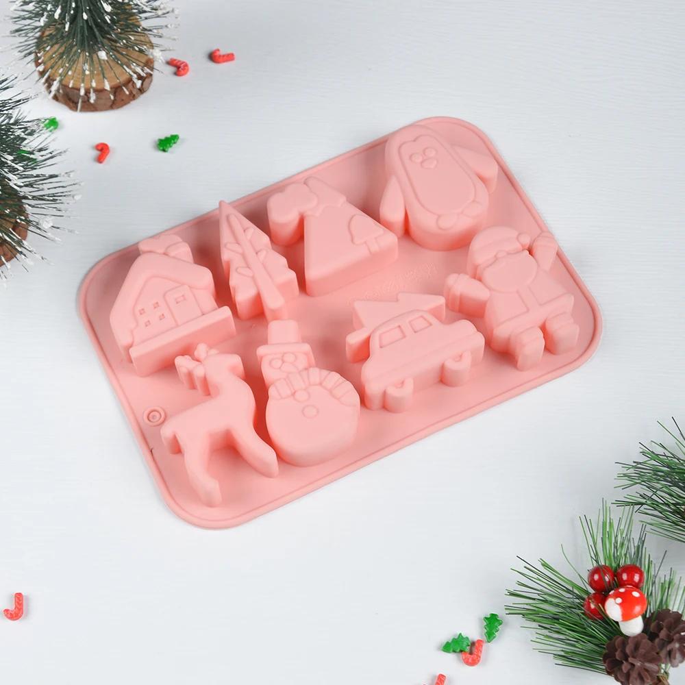 8 Companies of Christmas Themed Cake Molds, Such As Penguin House, Elk Car, Cartoon Festival Atmosphere Chocolate Silicone Mold