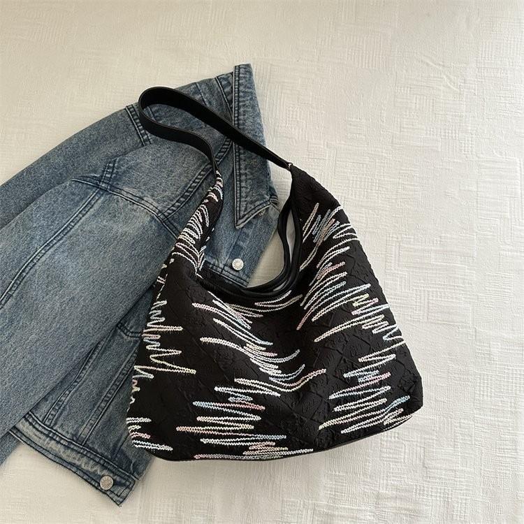 Schicke Bunte Gestreifte Canvas Umhängetasche Für Damen Perfekt Für Den Alltags-Look