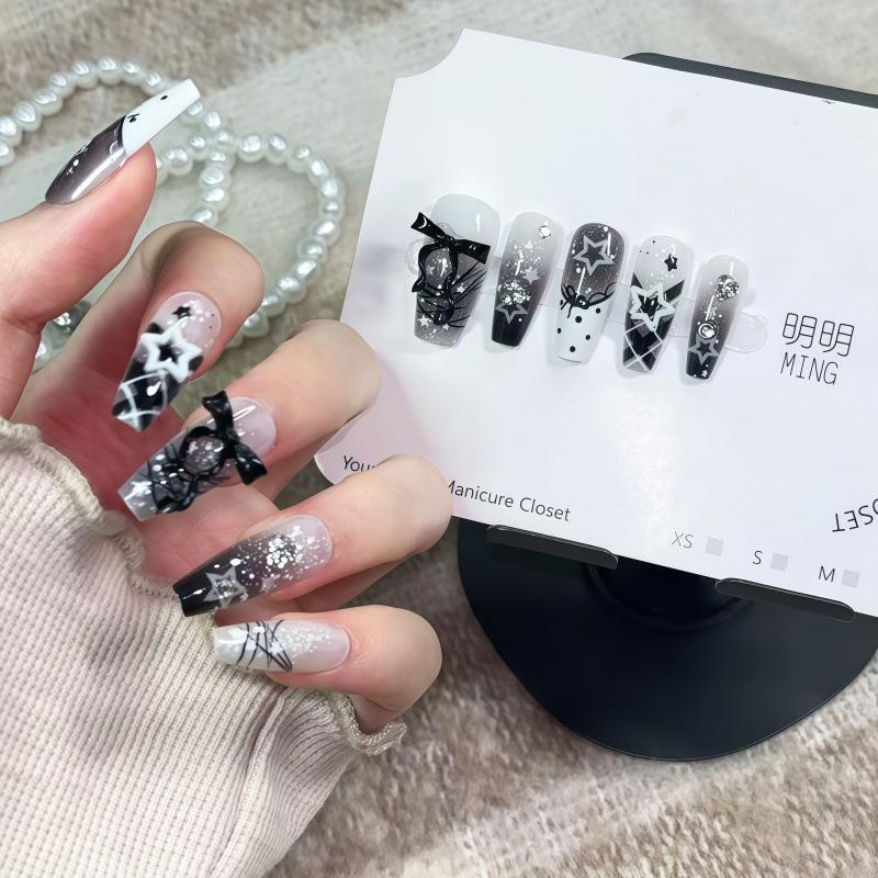 French Lace Dark Aesthetic Cute Bow Press-On Nails M Chubby Hand Wear + Toolkit