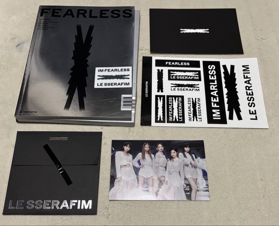 

[USED] LE SSERAFIM FEARLESS Album