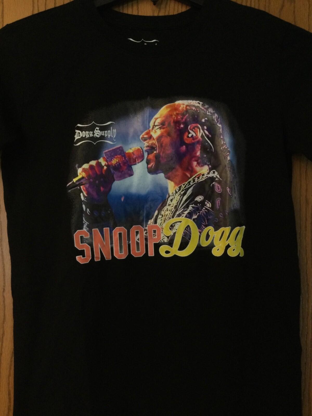 Snoop Dogg - “Dogg Supply” - Black Shirt - 3D Image - Boys/Youth XL (18) XXXL