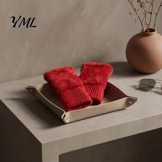 Comfortable Winter Accessories for Men 1 Pair Fingerless Gloves, Warm Half Finger Mittens, Ladies Gloves Soft Fuzzy Fleece Thermal Driving Writing