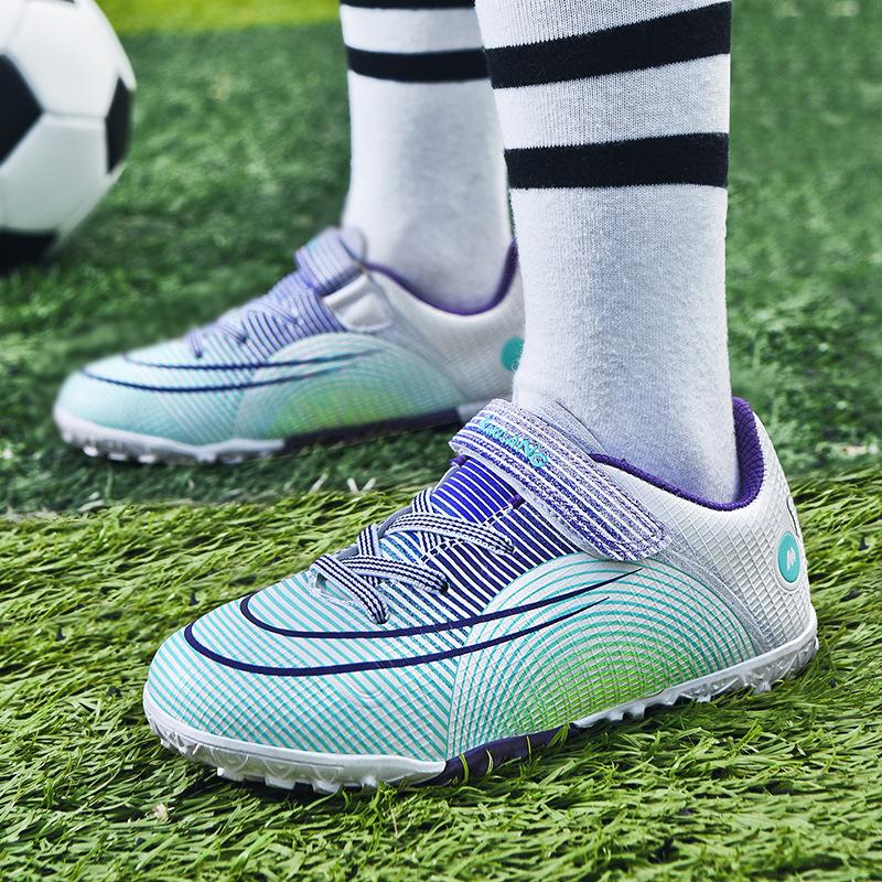 Classmate children's football shoes 2025 autumn and winter new Velcro broken nail sneakers boys and girls students professional training shoes